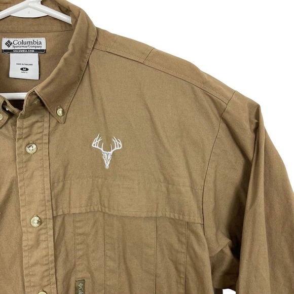 Columbia Padded Shoulder Shooting Shirt Embroidery Deer Skull Logo Mens Sz M Tan - Picture 3 of 8